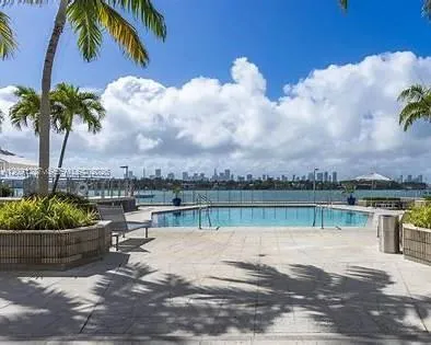 800 West Ave #435 Miami Beach, FL 33139