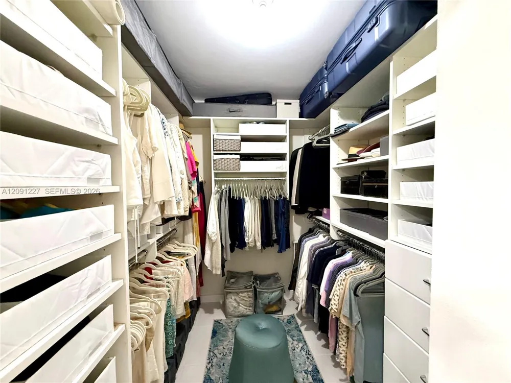 800 West Ave #435 Miami Beach, FL 33139