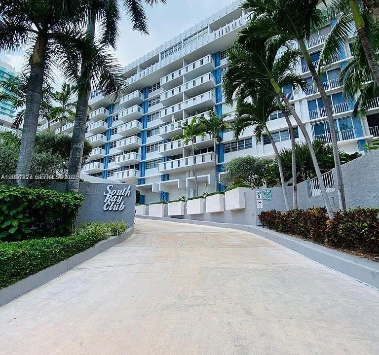 800 West Ave #435 Miami Beach, FL 33139