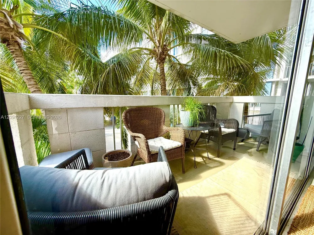 800 West Ave #435 Miami Beach, FL 33139