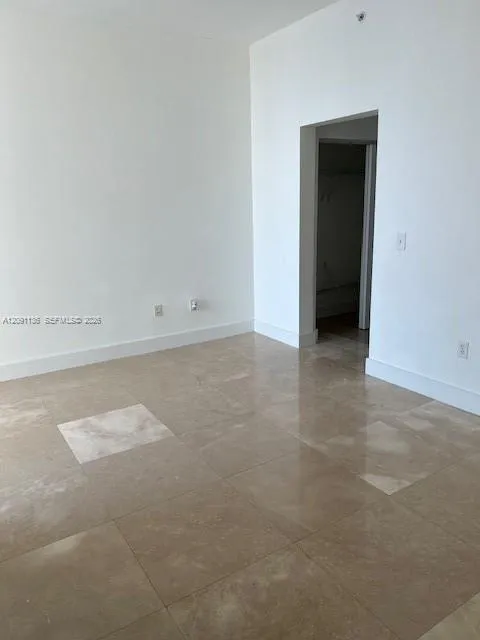 3330 NE 190th St #LPH14 Aventura, FL 33180