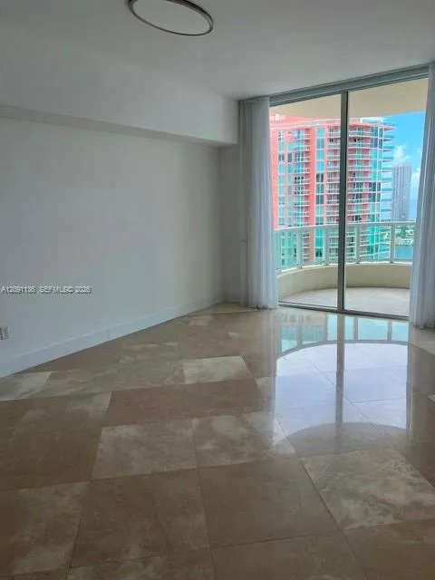 3330 NE 190th St #LPH14 Aventura, FL 33180