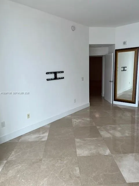 3330 NE 190th St #LPH14 Aventura, FL 33180
