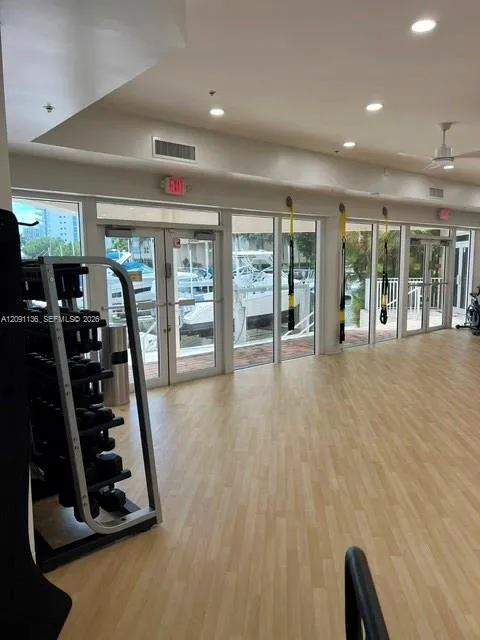 3330 NE 190th St #LPH14 Aventura, FL 33180