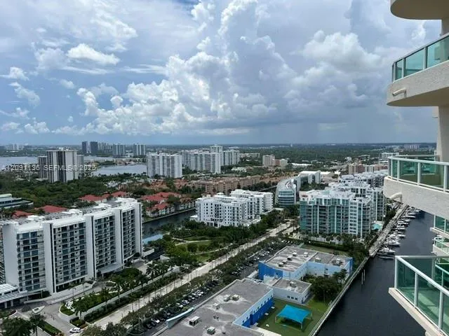 3330 NE 190th St #LPH14 Aventura, FL 33180