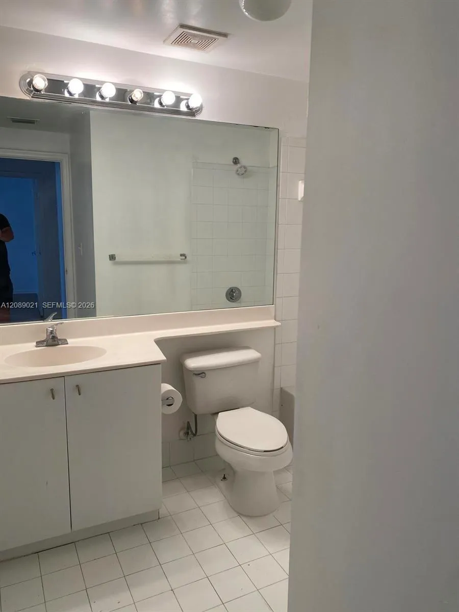 5980 W Sample Rd #301 Coral Springs, FL 33067