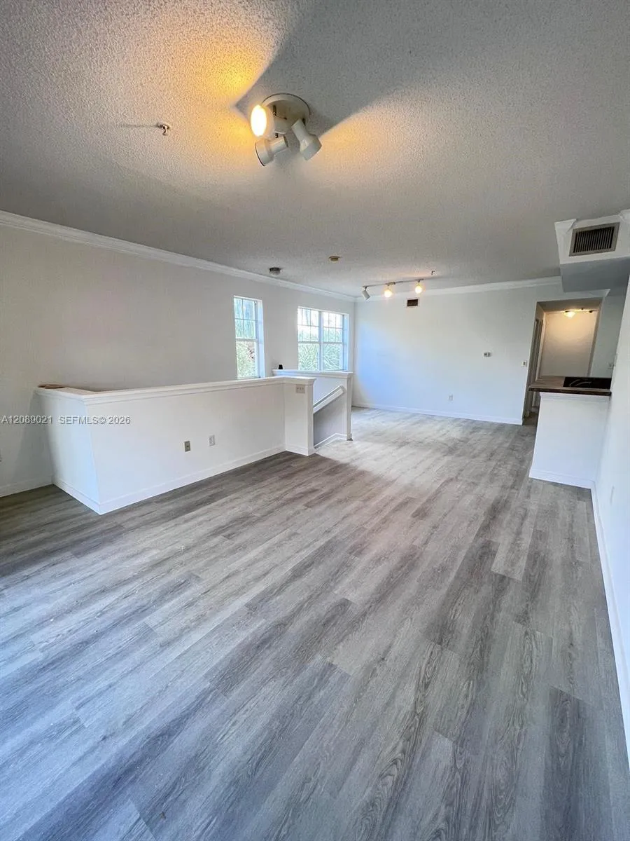 5980 W Sample Rd #301 Coral Springs, FL 33067