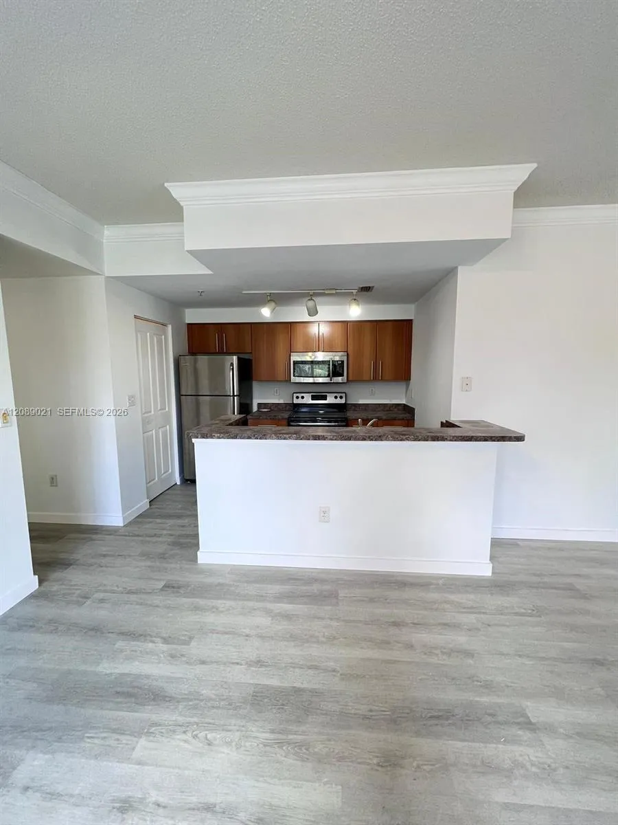 5980 W Sample Rd #301 Coral Springs, FL 33067
