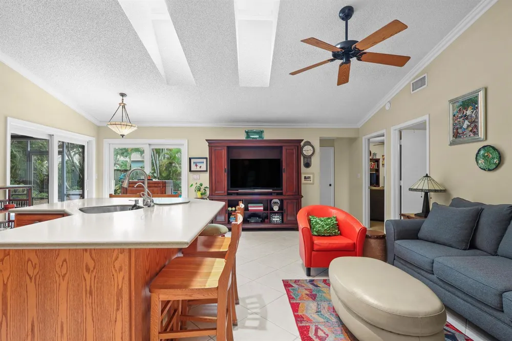 396 REDWOOD LANE Boca Raton, FL 33487