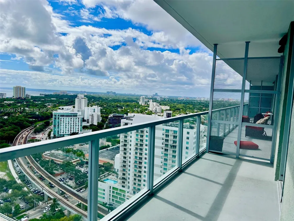 79 SW 12th St #3005 Miami, FL 33130