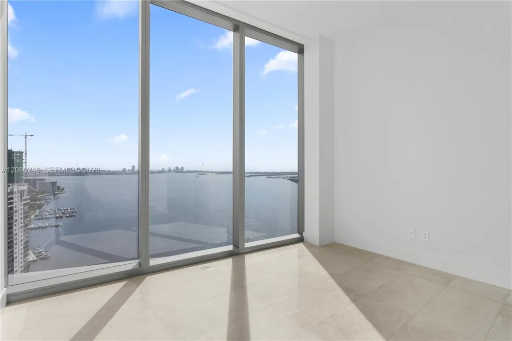 175 SE 25TH RD #2701 Miami, FL 33129