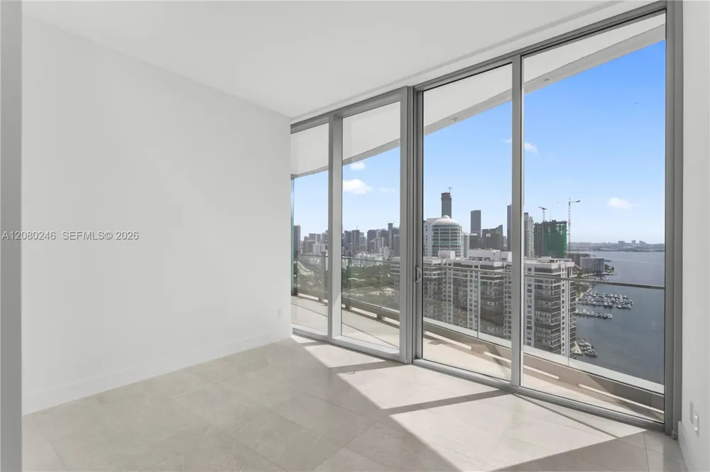 175 SE 25TH RD #2701 Miami, FL 33129
