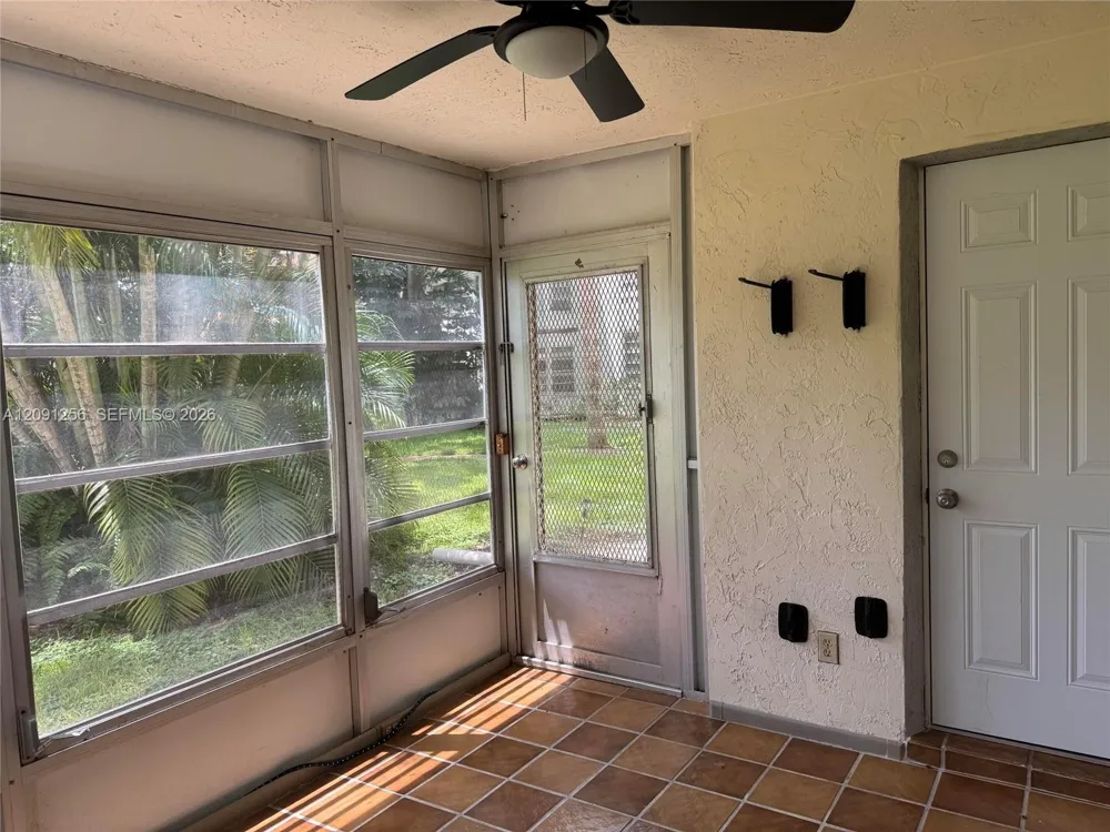 1701 NW 75th Ave #104 Plantation, FL 33313
