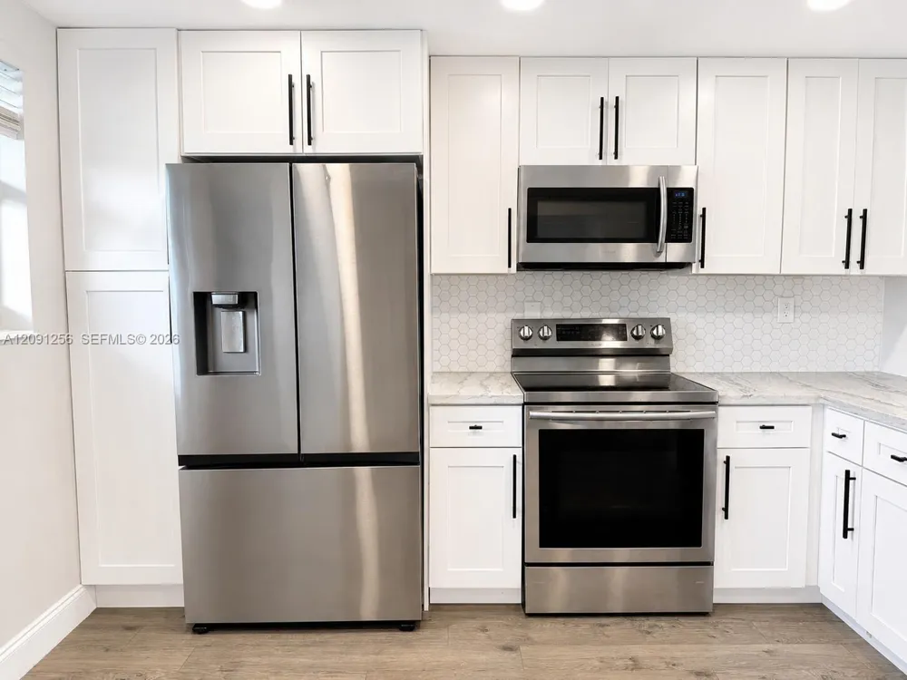 1701 NW 75th Ave #104 Plantation, FL 33313
