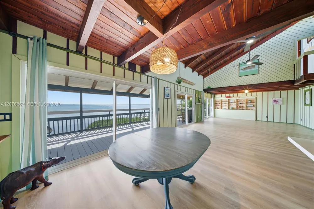 22542 Jolly Roger Lower Keys, FL 33042