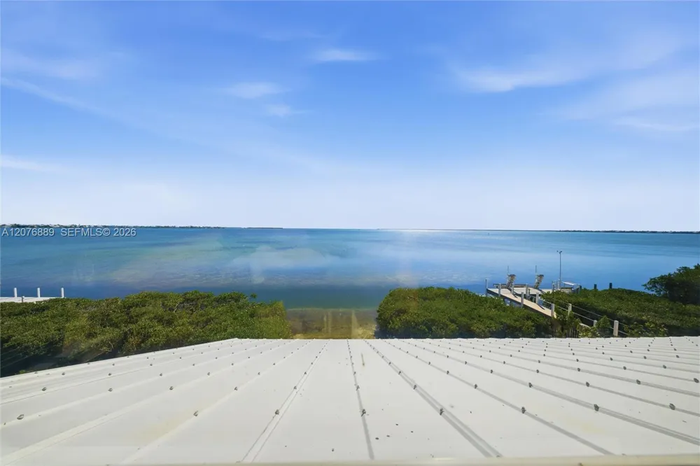 22542 Jolly Roger Lower Keys, FL 33042