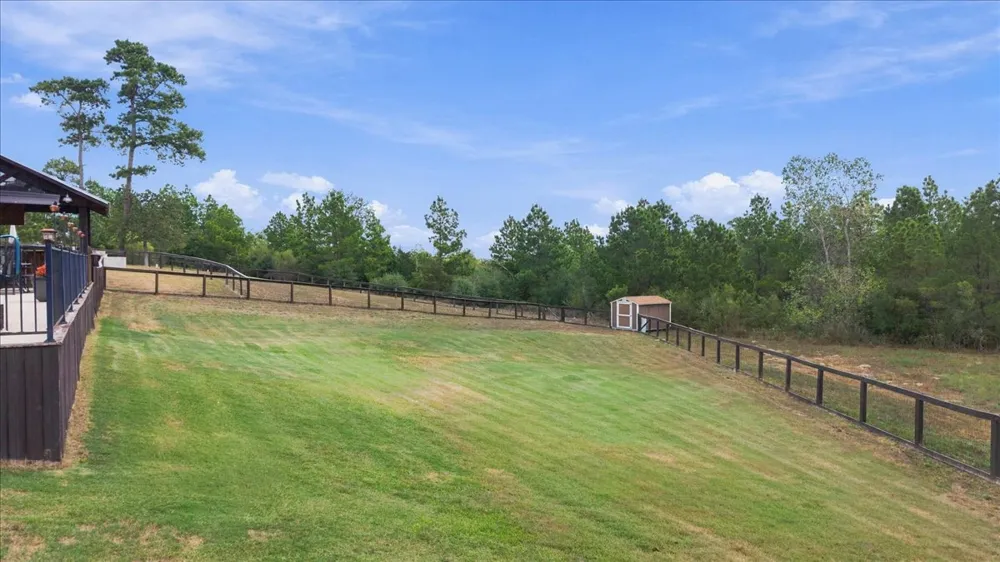 107 E Tanglebriar Court Bastrop, TX 78602