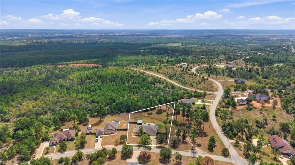 107 E Tanglebriar Court Bastrop, TX 78602