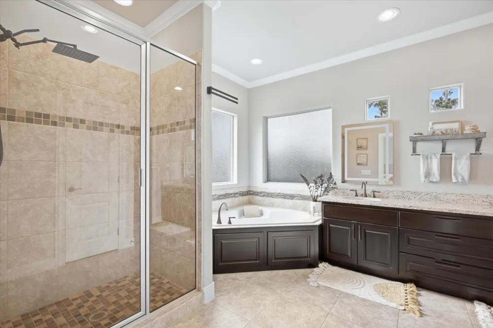 107 E Tanglebriar Court Bastrop, TX 78602