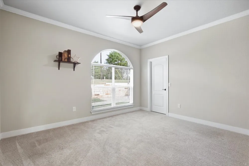 107 E Tanglebriar Court Bastrop, TX 78602