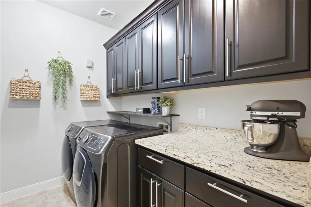 107 E Tanglebriar Court Bastrop, TX 78602