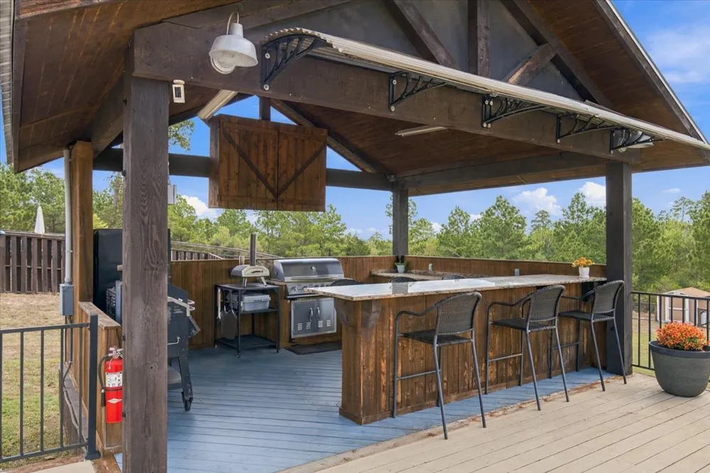 107 E Tanglebriar Court Bastrop, TX 78602