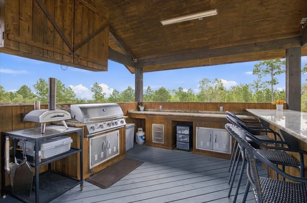 107 E Tanglebriar Court Bastrop, TX 78602