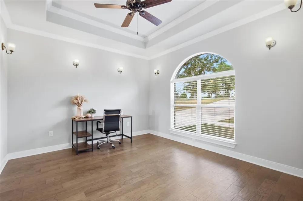 107 E Tanglebriar Court Bastrop, TX 78602