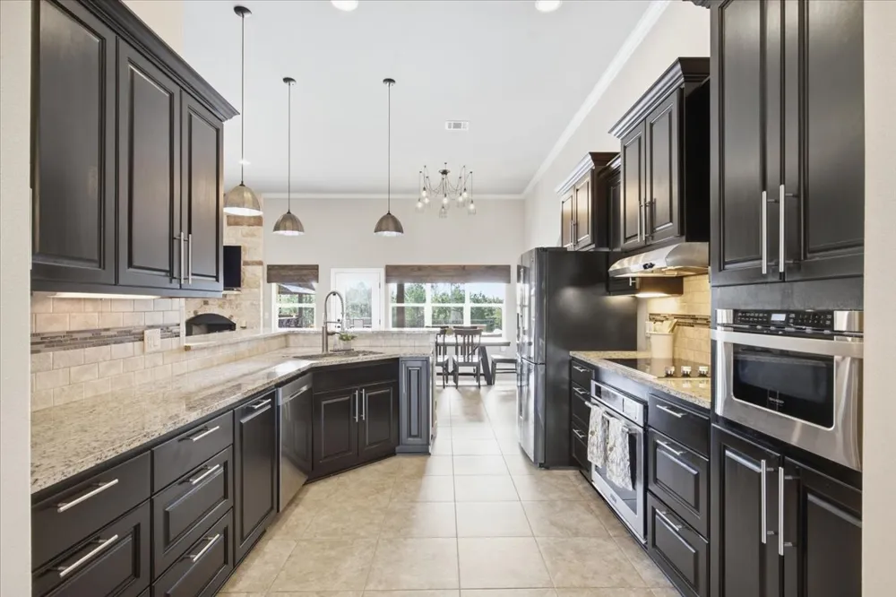 107 E Tanglebriar Court Bastrop, TX 78602
