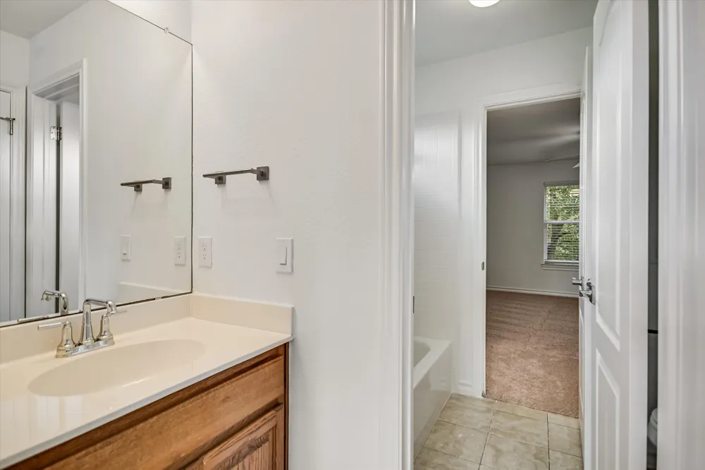 12013 Fortuna Cove Austin, TX 78738