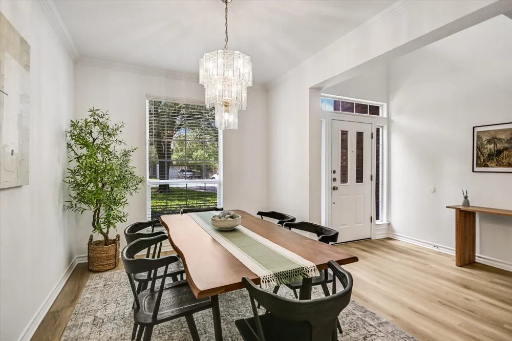 12013 Fortuna Cove Austin, TX 78738
