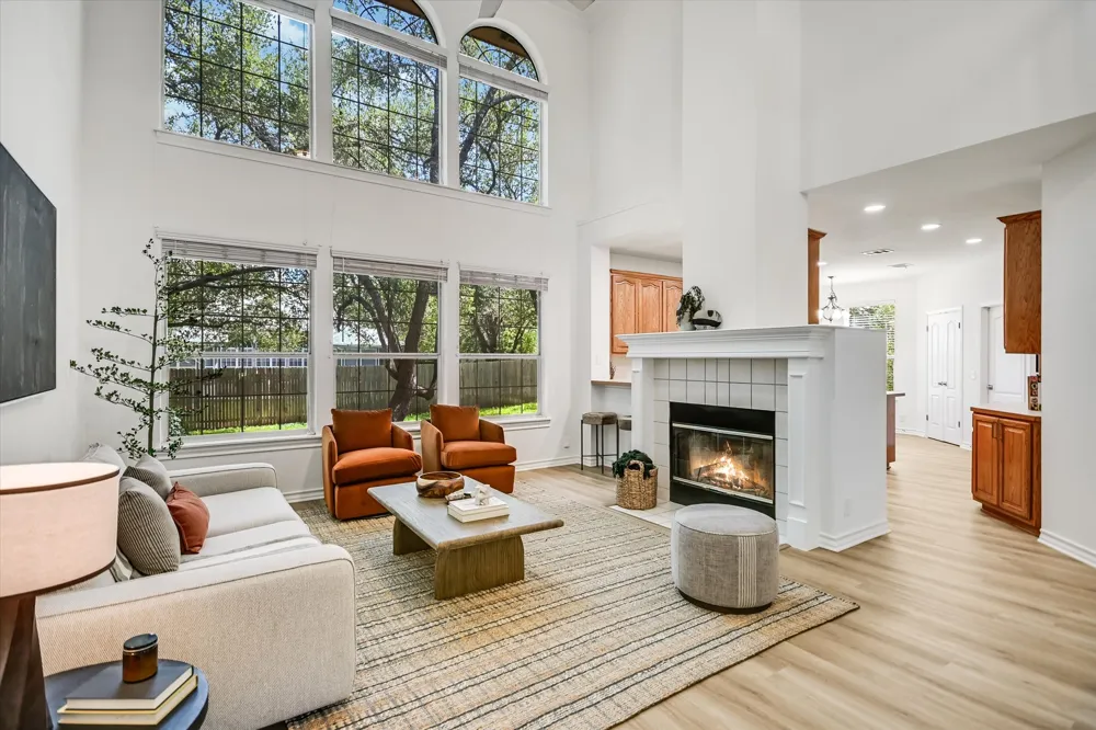 12013 Fortuna Cove Austin, TX 78738