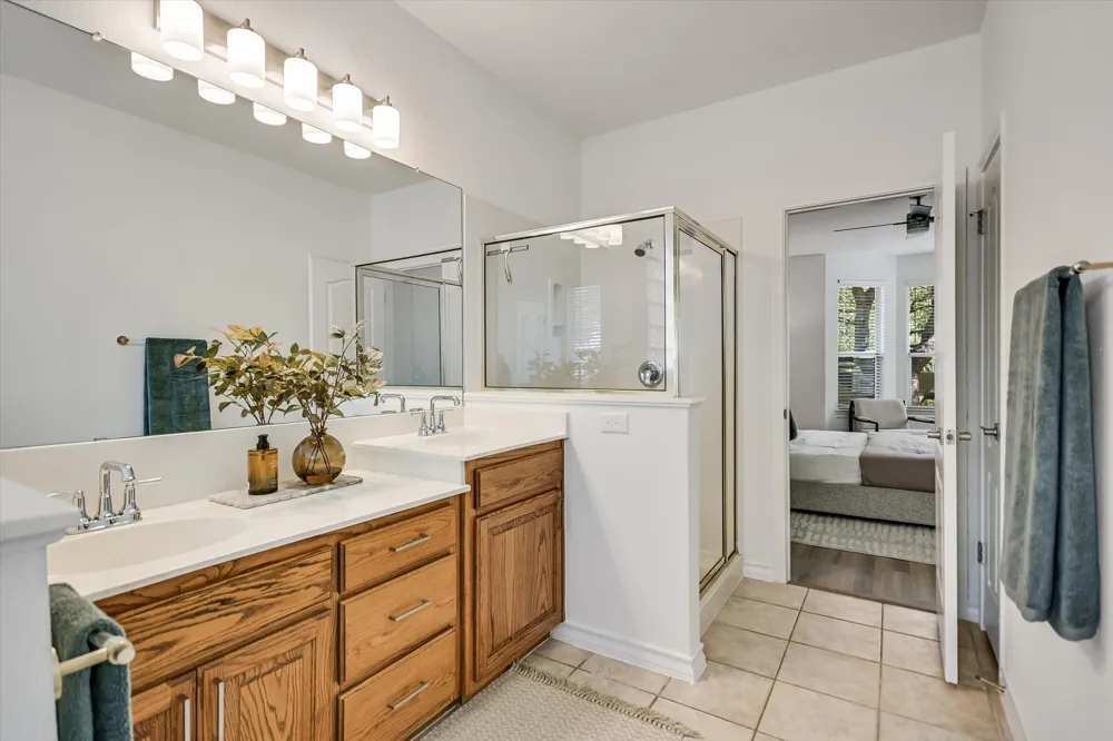 12013 Fortuna Cove Austin, TX 78738