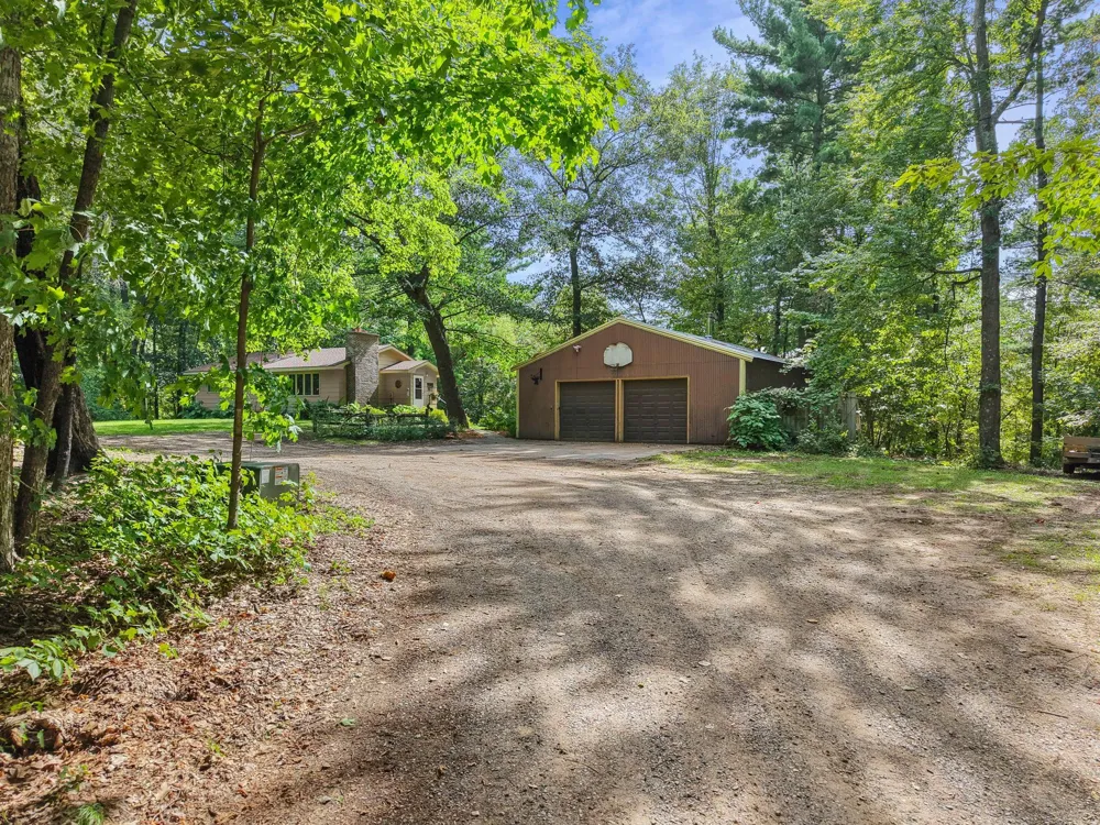 1174 381st Avenue NE Stanchfield, MN 55080