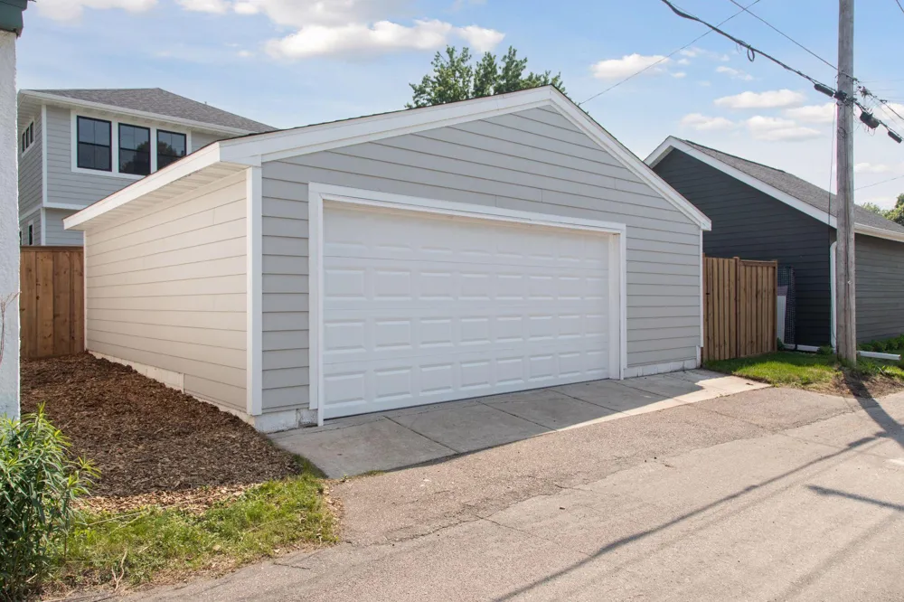 1980 Stanford Avenue Saint Paul, MN 55105