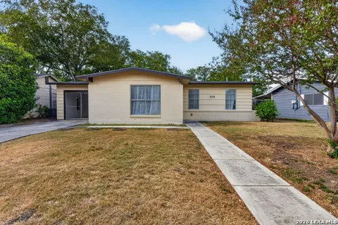 209 PARK LN