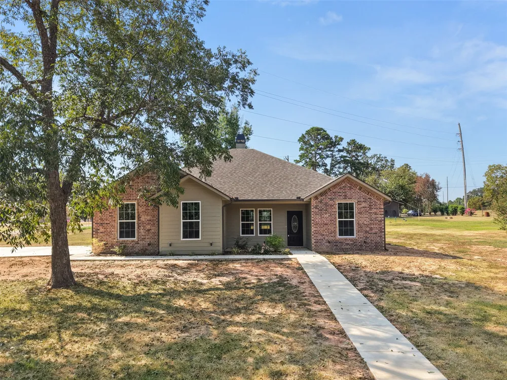 106 Royal Street Gilmer, TX 75645