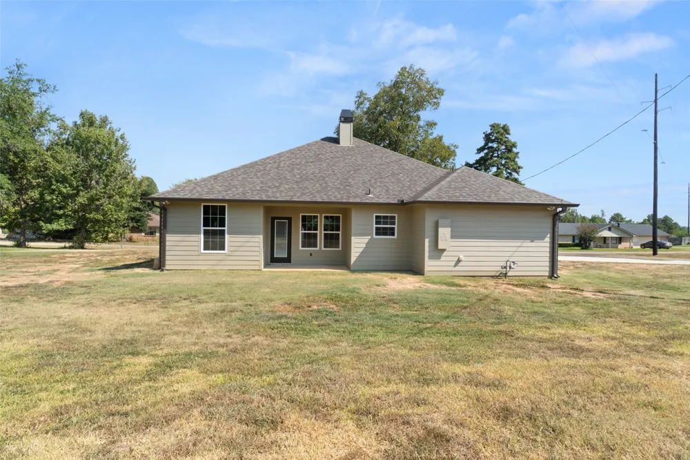 106 Royal Street Gilmer, TX 75645