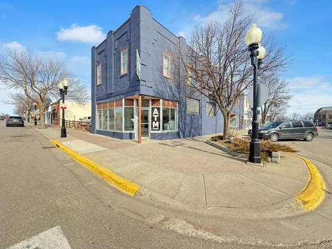 219 4th Street NW