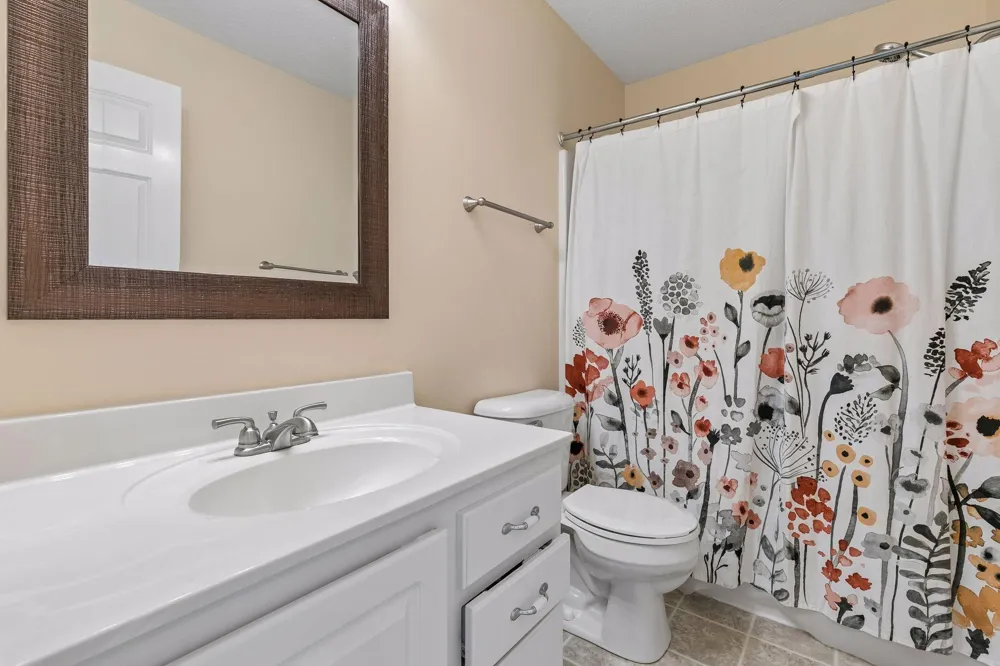 15105 Dupont Path Apple Valley, MN 55124