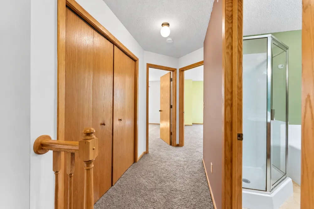 8763 Branson Drive #90 Inver Grove Heights, MN 55076