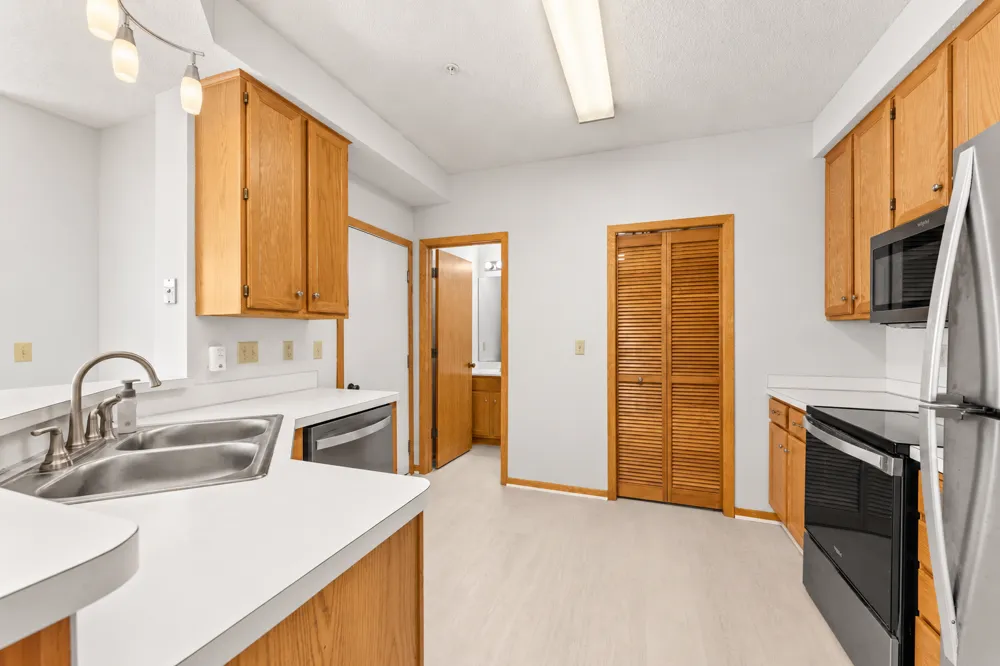 8763 Branson Drive #90 Inver Grove Heights, MN 55076