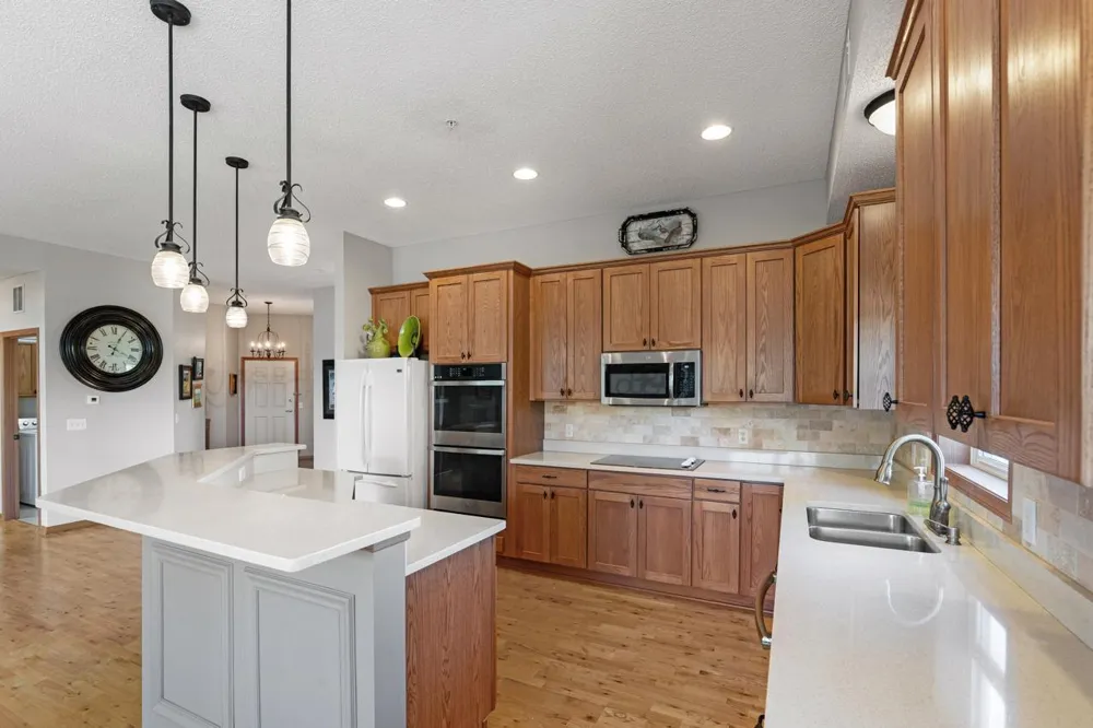 9630 Independence Circle #103 Chanhassen, MN 55317