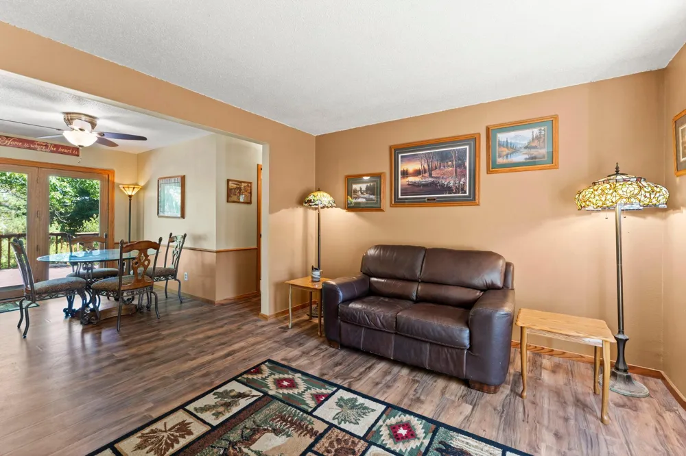 33165 Heather Street NW Cambridge, MN 55008