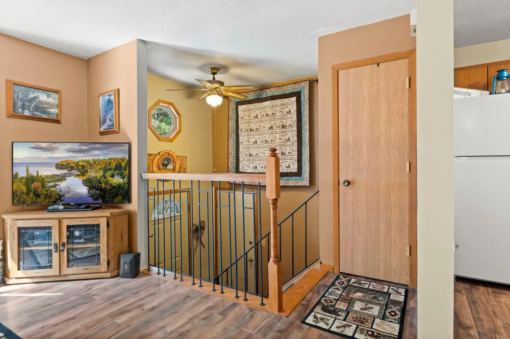 33165 Heather Street NW Cambridge, MN 55008