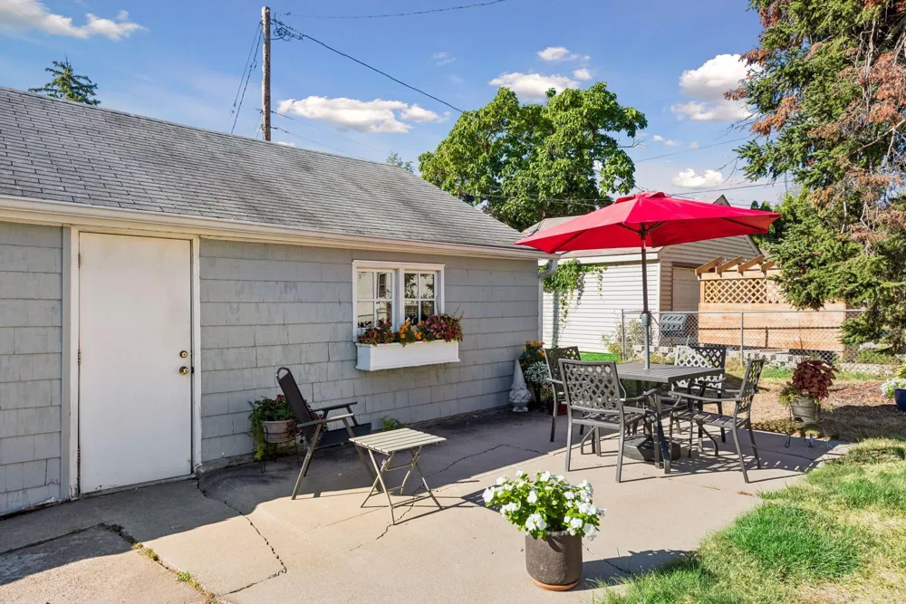 742 Idaho Avenue W Saint Paul, MN 55117