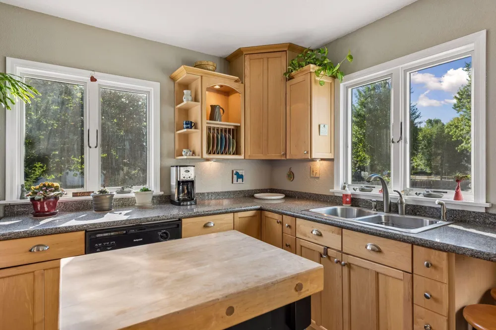 742 Idaho Avenue W Saint Paul, MN 55117