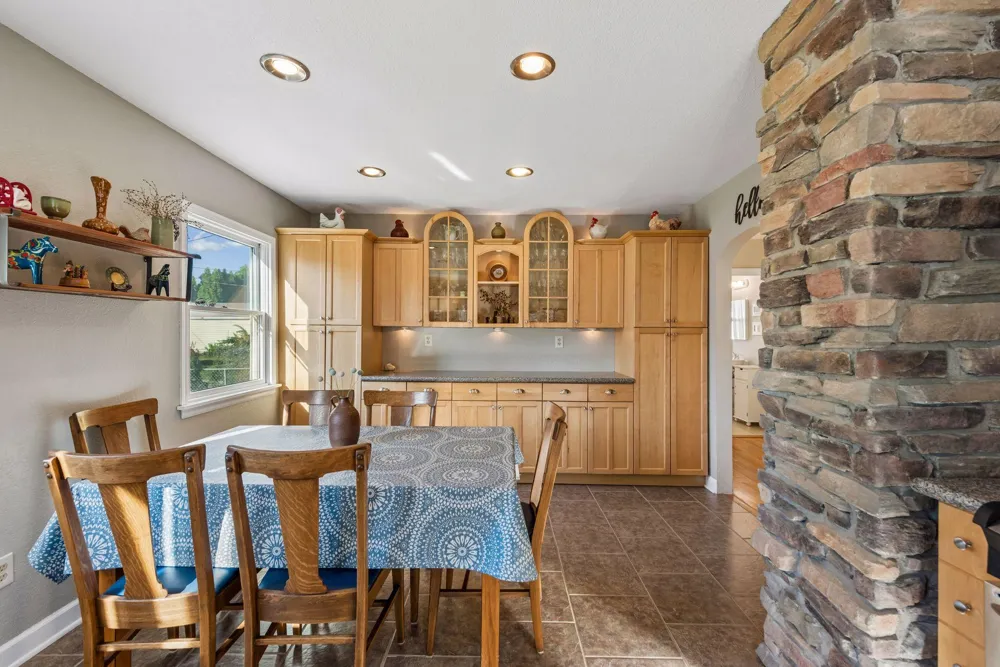 742 Idaho Avenue W Saint Paul, MN 55117