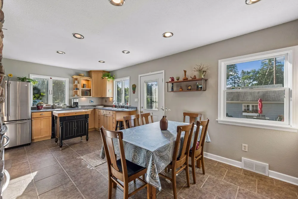 742 Idaho Avenue W Saint Paul, MN 55117