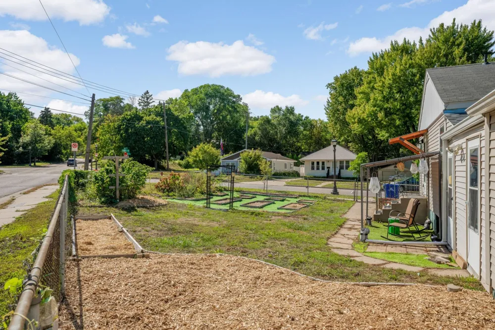 684 Bidwell Street Saint Paul, MN 55107